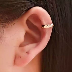 “Cindy” Multifaced Cuff Geometric NoPierce Earring